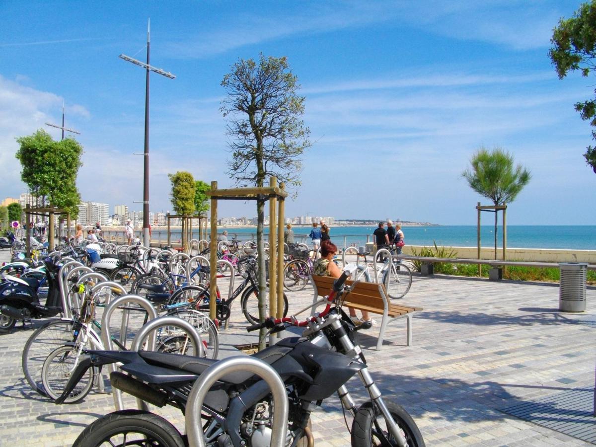 Appartement T2 Face Plage Avec Balcon, Cuisine Equipee Et Tv - Fr-1-92-908 Les Sables-d'Olonne Ngoại thất bức ảnh