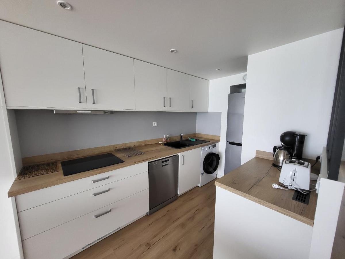 Appartement T2 Face Plage Avec Balcon, Cuisine Equipee Et Tv - Fr-1-92-908 Les Sables-d'Olonne Ngoại thất bức ảnh